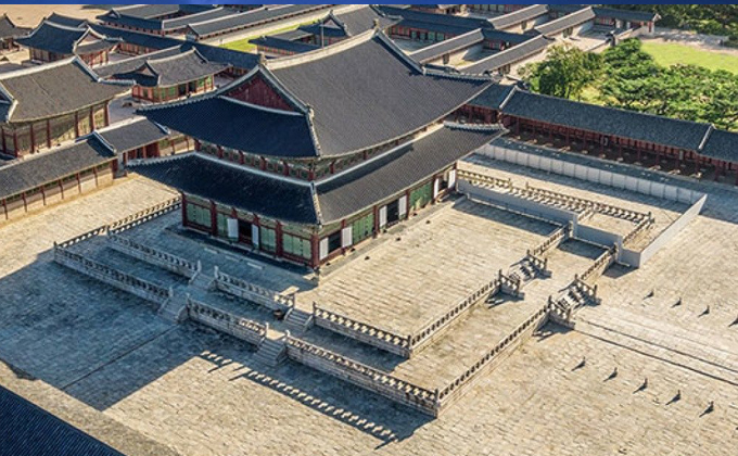 l032-seoul-gyeongbokgung-geunjeongjeon 01