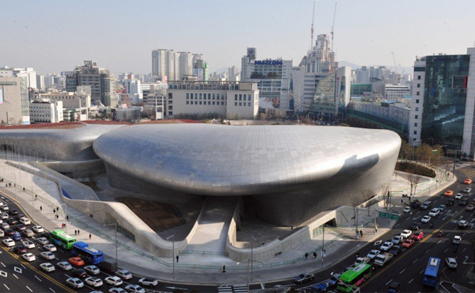 l038-seoul-ddp-dongdaemun-design-plaza 02