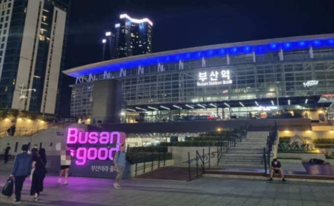 l056-busan-station-plaza 01