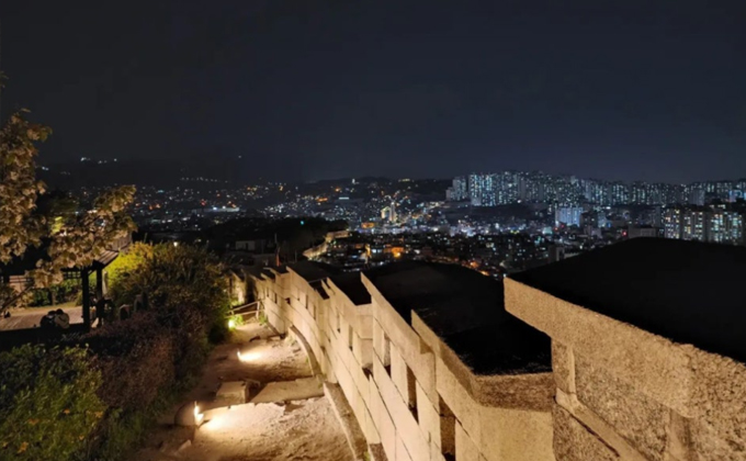 l064-seoul-naksan-park-fortress-wall-trail 02