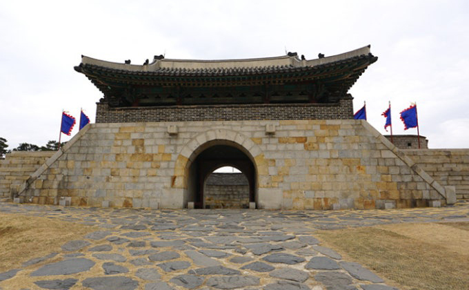 l071-suwon-hwaseong-changnyongmun-gate 01