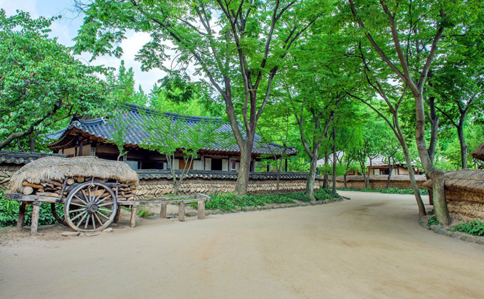 l092-yongin-korean-folk-village 01