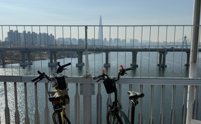l099-seoul-hangang-park-tandem-bike-picnic 01